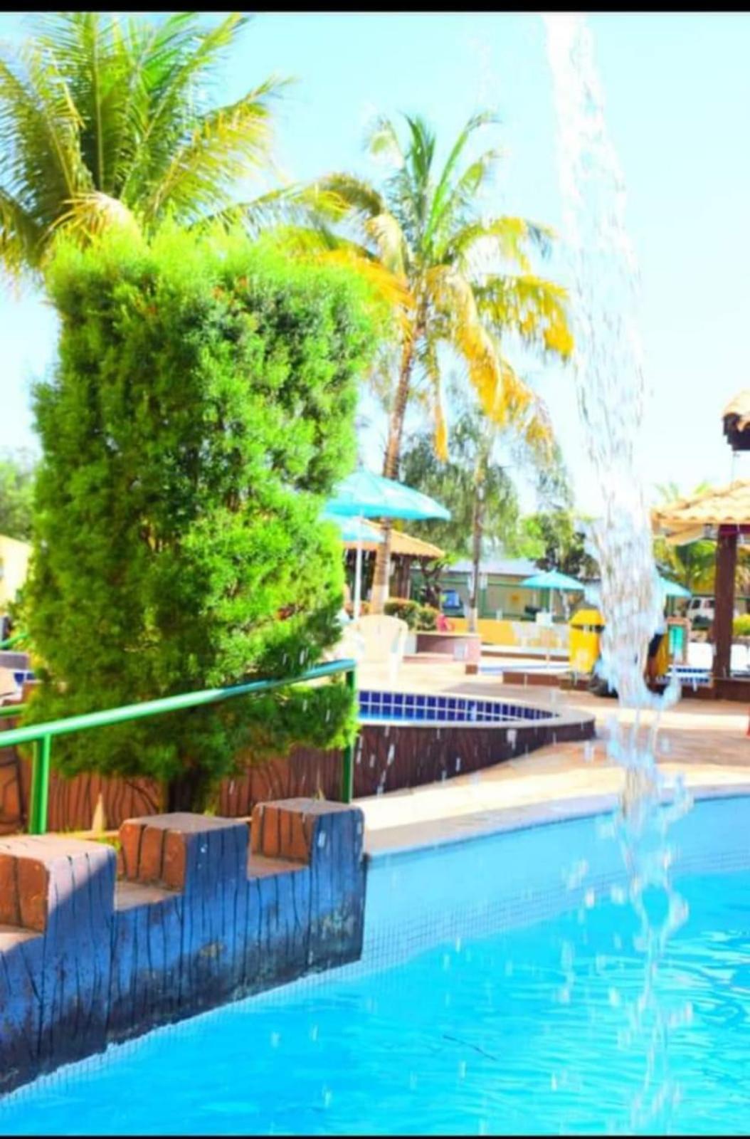 Flat Para Temporada Perto Singapura Shopping Com 7 Piscinas, Bar Molhado, Restaurante - A 3 Min Centro De Caldas Novas! 외부 사진