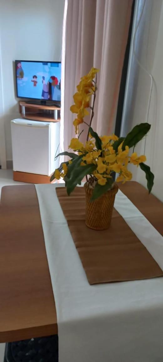 Flat Para Temporada Perto Singapura Shopping Com 7 Piscinas, Bar Molhado, Restaurante - A 3 Min Centro De Caldas Novas! 외부 사진
